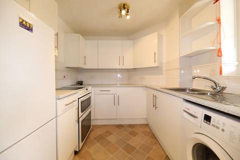 2 bedroom flat for sale, High Street, Rickmansworth WD3