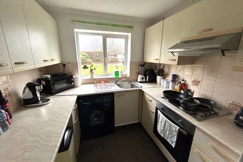 2 bedroom terraced house to rent, Nene Way, St. Ives