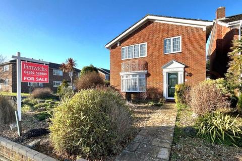 4 bedroom detached house for sale, Jellicoe Avenue, Gosport PO12