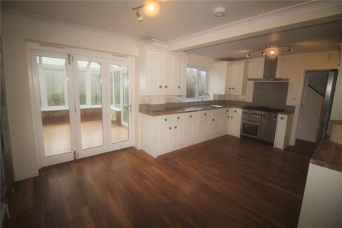 4 bedroom detached house to rent, Coombe Gardens, Berkhamsted.