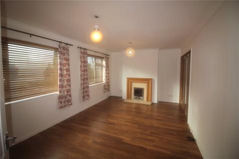 4 bedroom detached house to rent, Coombe Gardens, Berkhamsted.