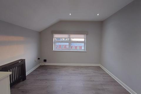 2 bedroom apartment to rent, Twitch Hill, Horbury