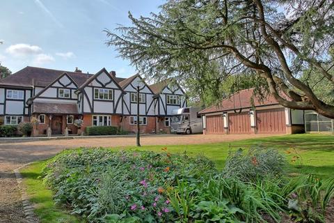 8 bedroom detached house for sale, Nightingales Lane, Chalfont St. Giles