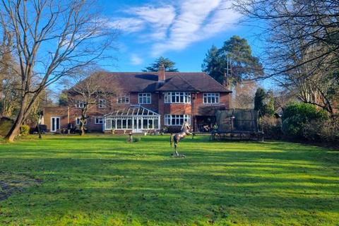 8 bedroom detached house for sale, Nightingales Lane, Chalfont St. Giles