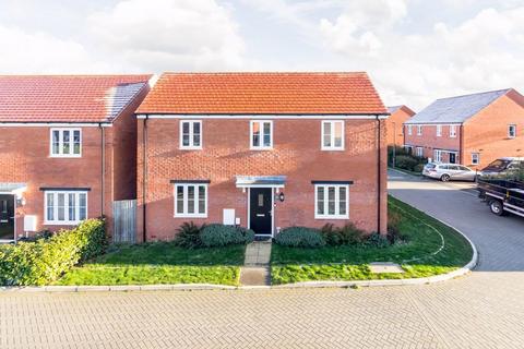 4 bedroom detached house for sale, Havill Crescent, Banbury OX15