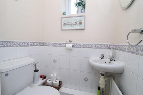 10 Wood Close, Biddenham, Bedford, MK40 4QG