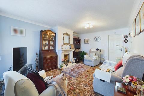 2 bedroom end of terrace house for sale, High Street, Flamborough