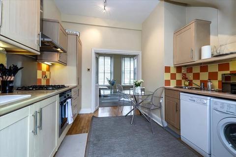 2 bedroom maisonette for sale, London W14