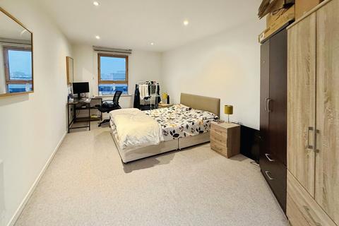 1 bedroom flat to rent, Gateway East, Marsh Lane, Leeds, LS9