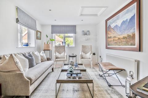 Dean House, 16 Dean Lane, Winchester, SO22 5LL