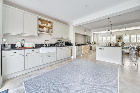 Dean House, 16 Dean Lane, Winchester, SO22 5LL