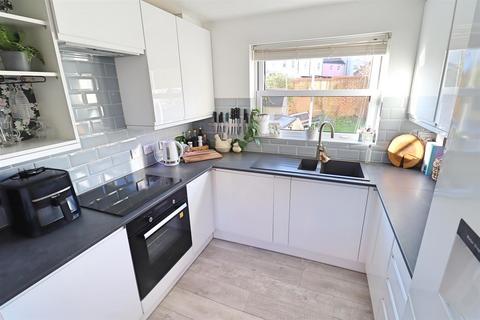 3 bedroom end of terrace house for sale, Turner Close, Black Notley, Braintree