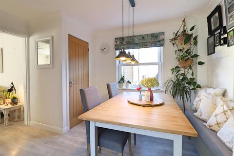 3 bedroom end of terrace house for sale, Turner Close, Black Notley, Braintree