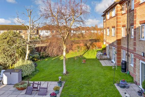 1 bedroom flat for sale, Freshbrook Road, Lancing, West Sussex