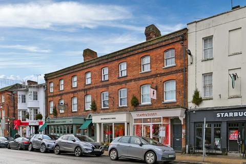 2 bedroom apartment to rent, High Street, Marlow, Buckinghamshire, SL7