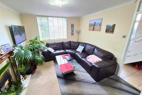 3 bedroom end of terrace house for sale, Hopyard Close, Leominster, HR6 9AA