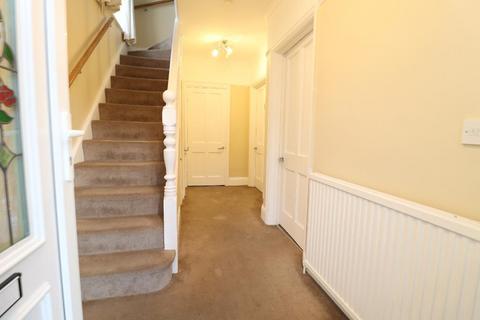 3 bedroom semi-detached house to rent, Edgware HA8