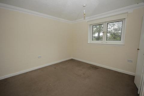 Studio to rent, Scotstounhill, Glasgow G13