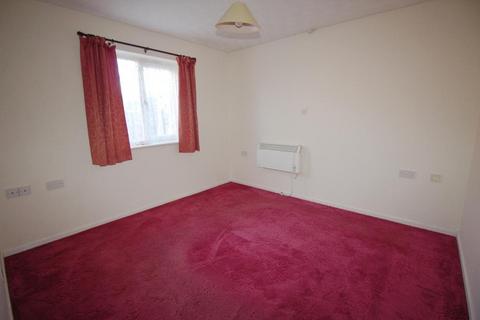 2 bedroom bungalow for sale, Nightingale Court, Gunthorpe, Peterborough, Cambridgeshire, PE4 7FH