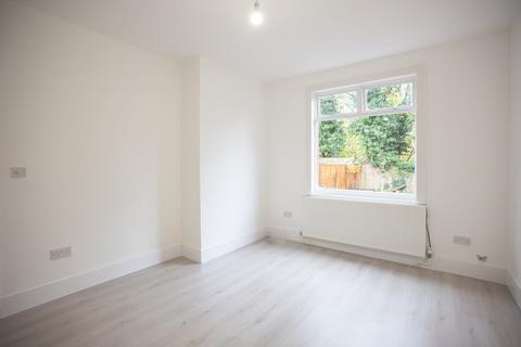 2 bedroom end of terrace house for sale, London N17