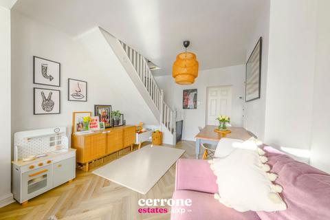 32 Castle Road, Studley, B80 7LS