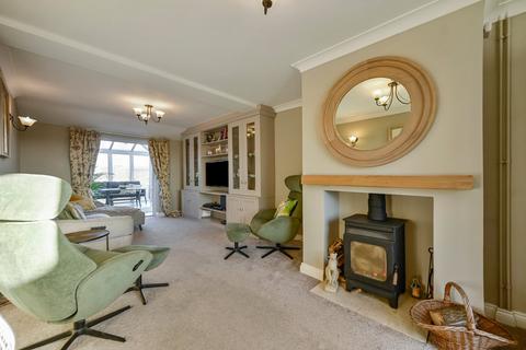 2 bedroom semi-detached house for sale, Raymond Court Cottage, Wye, Kent, TN25