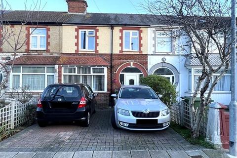 3 bedroom terraced house for sale, Chatsworth Avenue, Portsmouth PO6