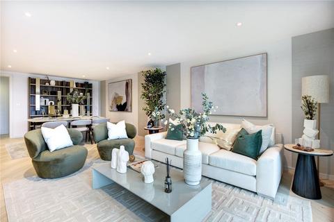 3 bedroom apartment for sale, St George Wharf, SW8