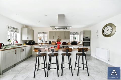 35 Field View, Brackley, NN13 6BL