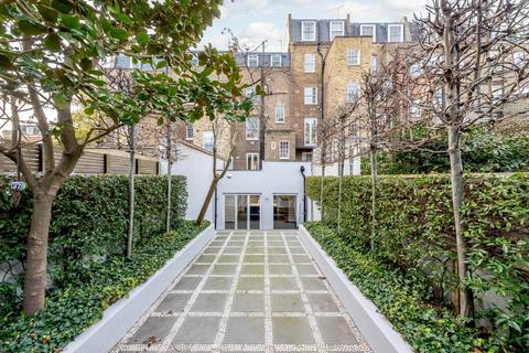 4 bedroom terraced house for sale, Eaton Terrace, London SW1W