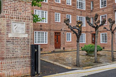 2 bedroom flat for sale, Swan Court, London SW3