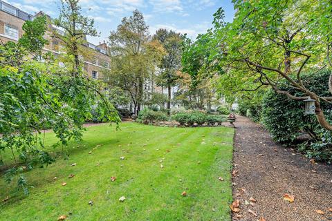 2 bedroom flat for sale, Brompton Square, London SW3