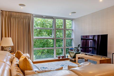 3 bedroom flat for sale, Page Street, London SW1P