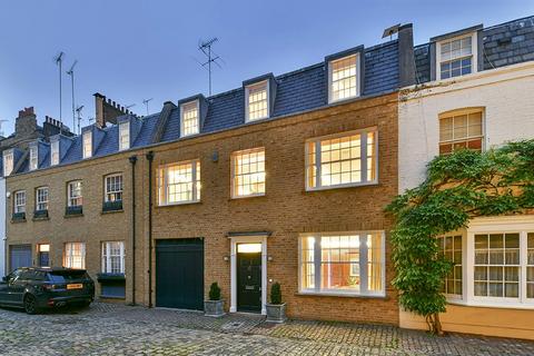 3 bedroom house for sale, Chesham Mews, London SW1X