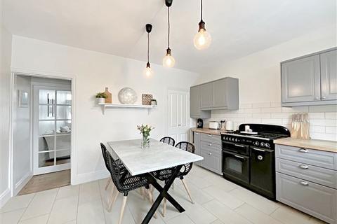 6 Stanhope Road, Sheffield, S12 2ER