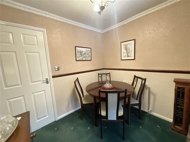 Bedroom 2 / Dining Room