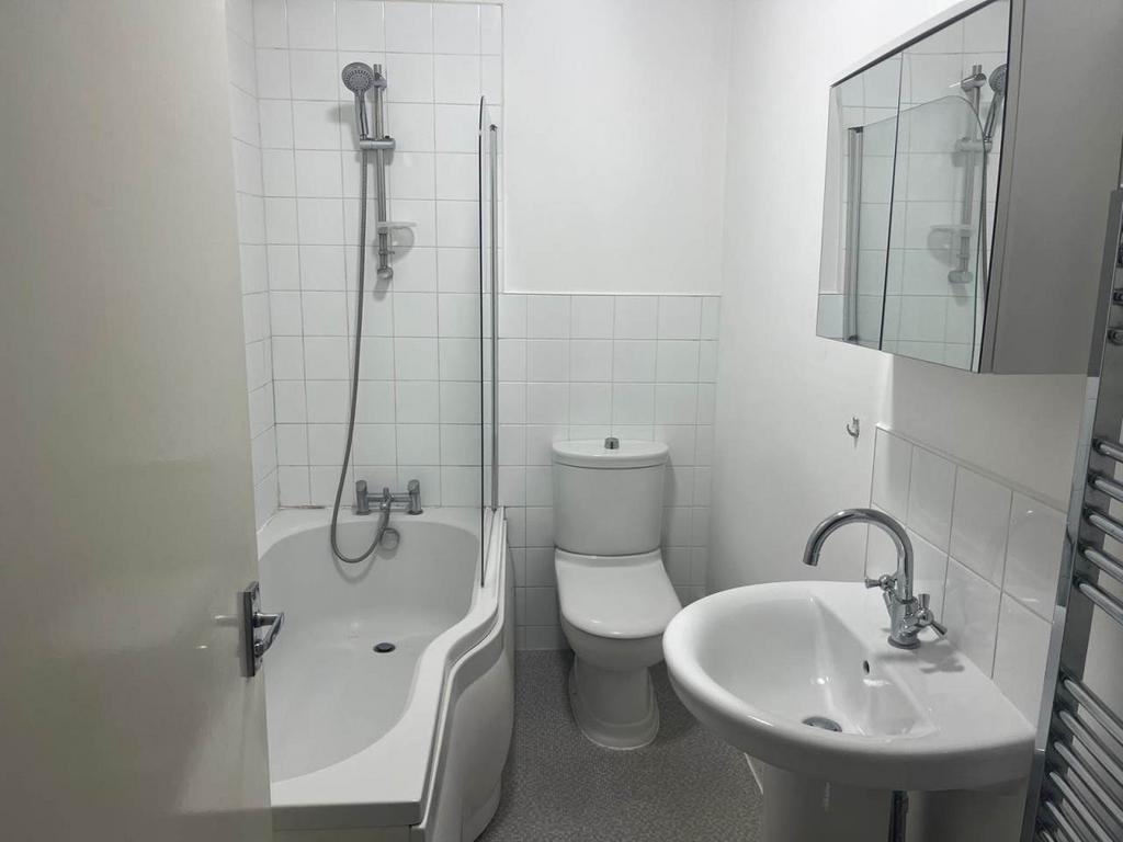 Bathroom 2