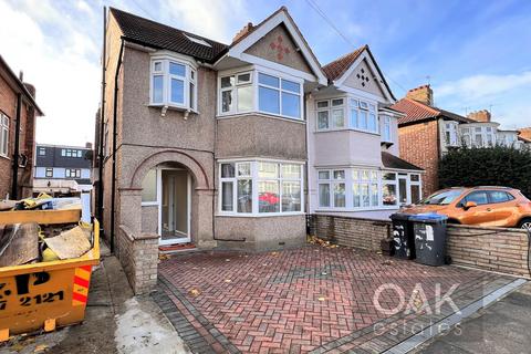 4 bedroom semi-detached house to rent, Elmcroft Avenue, London N9