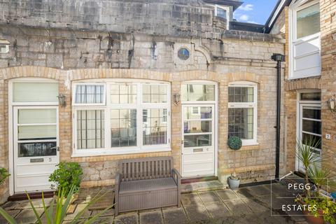 1 bedroom terraced house for sale, Manor Road, Torquay TQ1