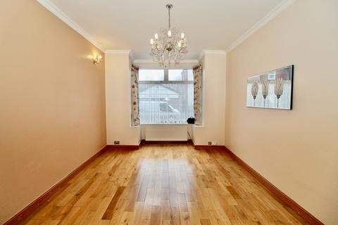 4 bedroom terraced house to rent, Rochdale OL11