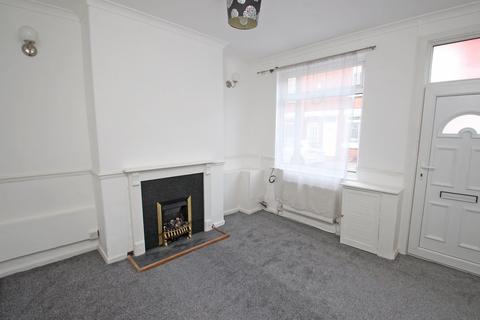 2 bedroom terraced house to rent, Oak Grove, Urmston, Manchester, M41