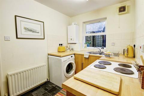 2 bedroom flat for sale, Allergate, Durham, DH1