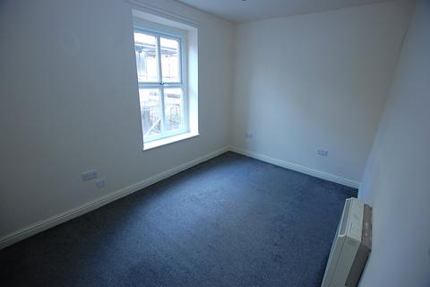 2 bedroom apartment to rent, Stamford Arcade, Greater Manchester OL6