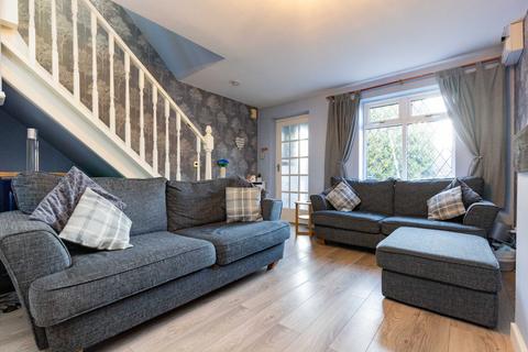 13 Aintree Close, Bedworth, CV12 8TQ