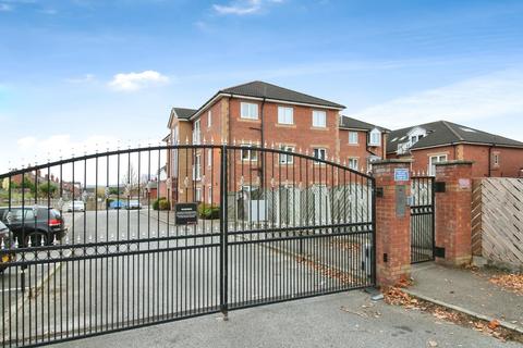 2 bedroom apartment for sale, Lagentium Plaza, West Yorkshire WF10