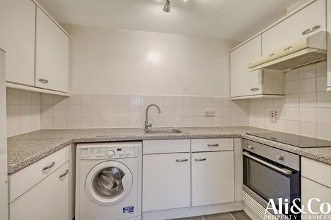 1 bedroom flat for sale, Timber Court, Grays