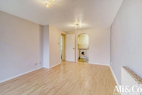 1 bedroom flat for sale, Timber Court, Grays