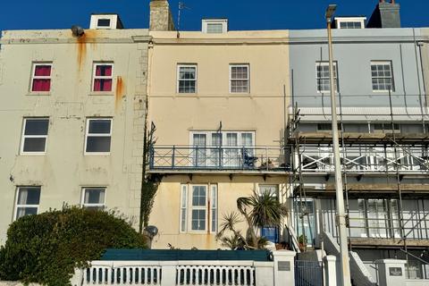 1 bedroom apartment for sale, Wellington Terrace, Sandgate CT20