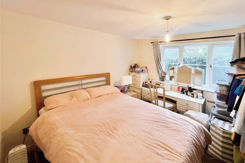 2 bedroom flat for sale, Burton Road, Burton-on-Trent DE14