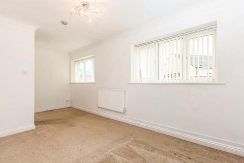 2 bedroom apartment to rent, Ormskirk Road, Lancashire WN5